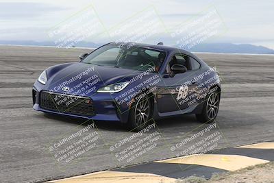 media/Jan-03-2026-SCCA SD (Sat) [[c9b9d14034]]/4-Novice Group/Session 1 Bowl/